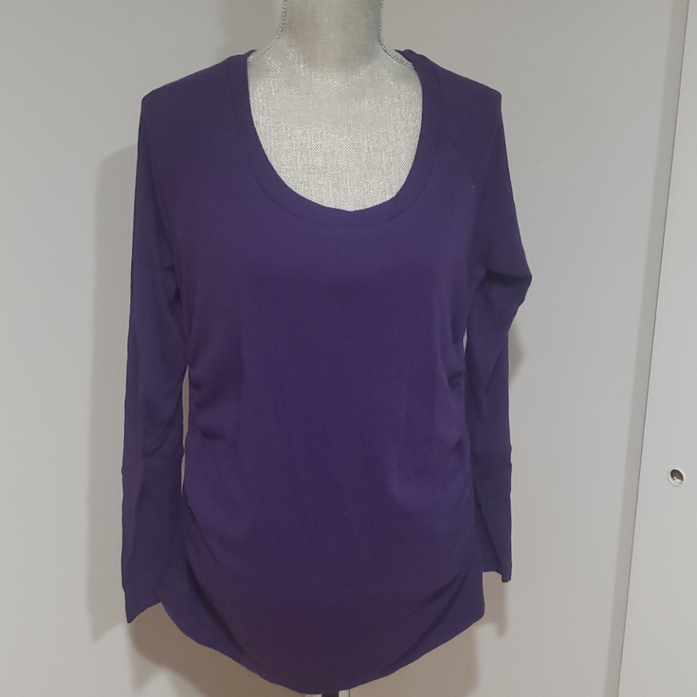 Liz Lange maternity shirt
